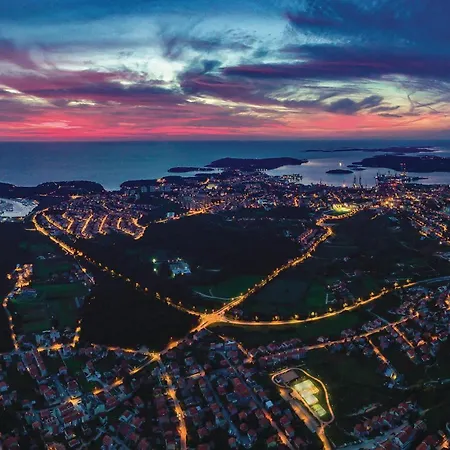 Stunning In With Wifi Apartament *