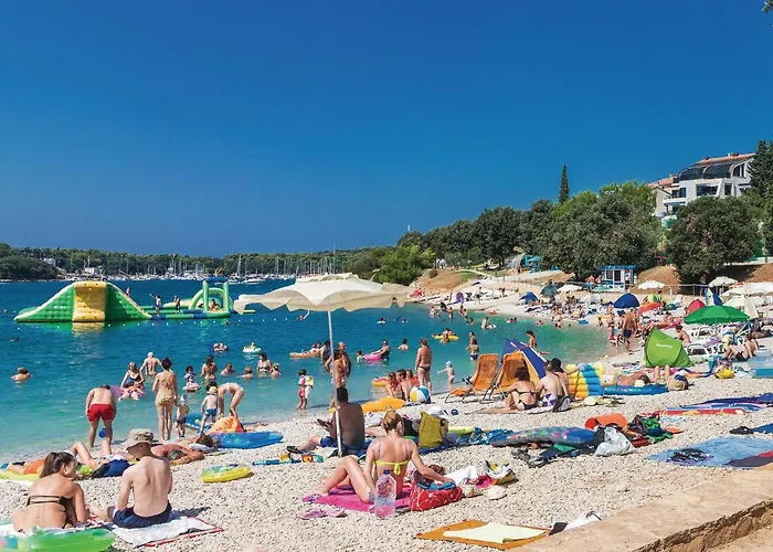 Апартаменти Stunning In With Wifi *