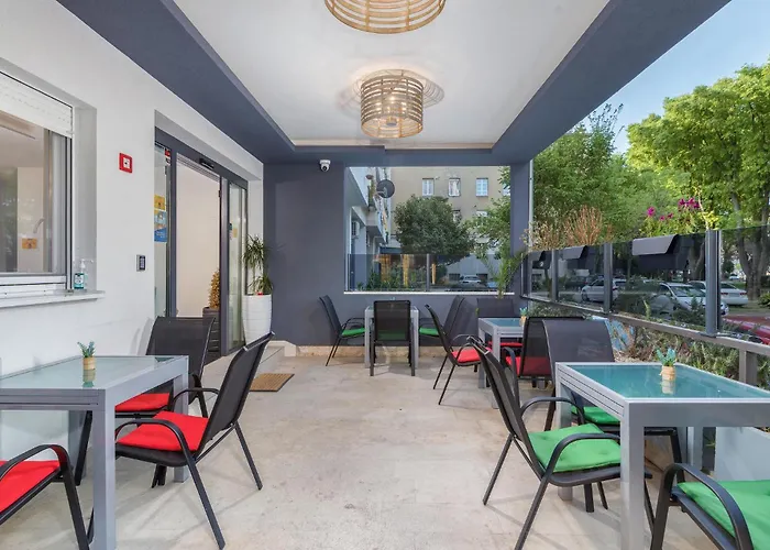 Stunning In With Wifi Пула